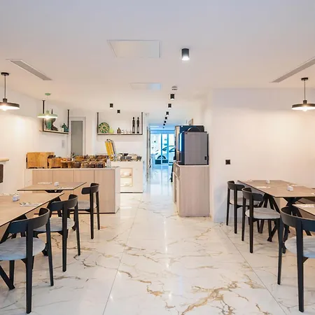 Scirocco St Julian's, Affiliated By Melia 3* Сент Джулианс
