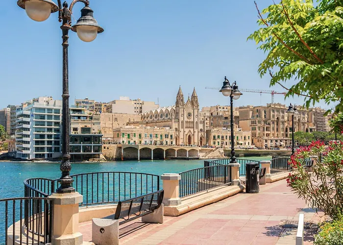 Scirocco Affiliated By Melia 3* Saint Julian's