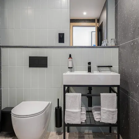 Scirocco St Julian's, Affiliated By Melia Ξενοδοχείο 3*